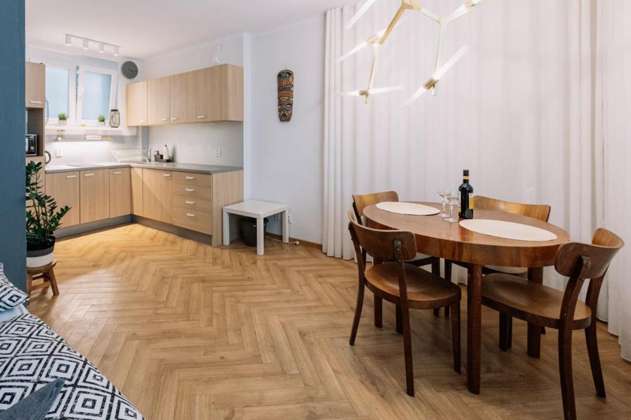 Stadiumside Studio Apartment Bratislava Exterior photo